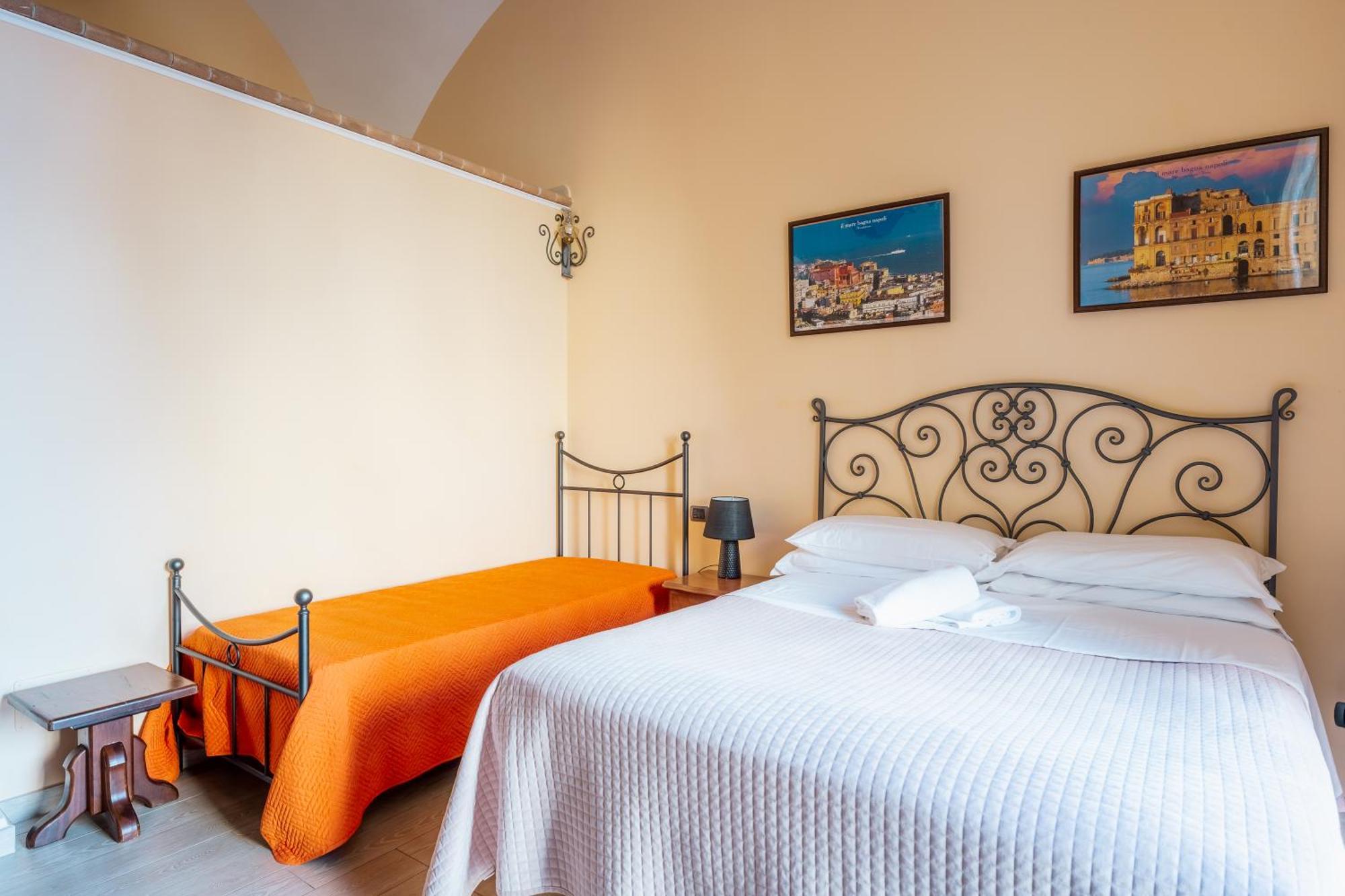 مبيت وإفطار ماسّا لوبْرينسِ Relais Il Pennino المظهر الخارجي الصورة
